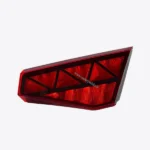 چراغ عقب LED مثلثی سمت راست روی صندوق تارا