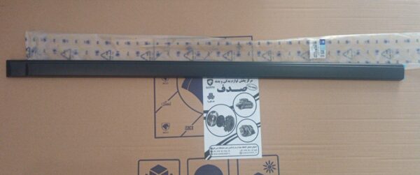 زه لاستیکی روی درب جلو چپ پژو 405 ایساکو