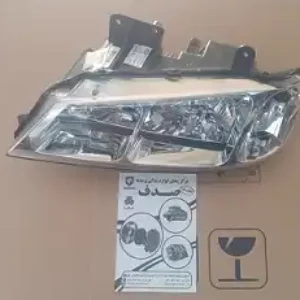 چراغ جلو چپ با نوار های مشکی و لامپ پژو پارس جدید ایساکو